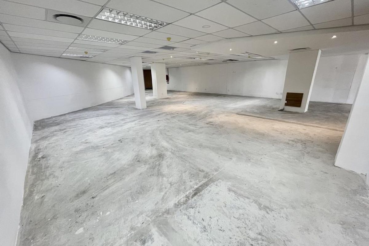 Premium Retail Space To Let – Sunningdale Centre - Photo 4