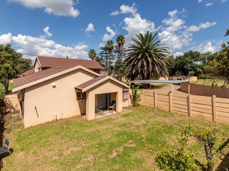 **Exceptional Property with Endless Potential in Muldersdrift** - Photo 7