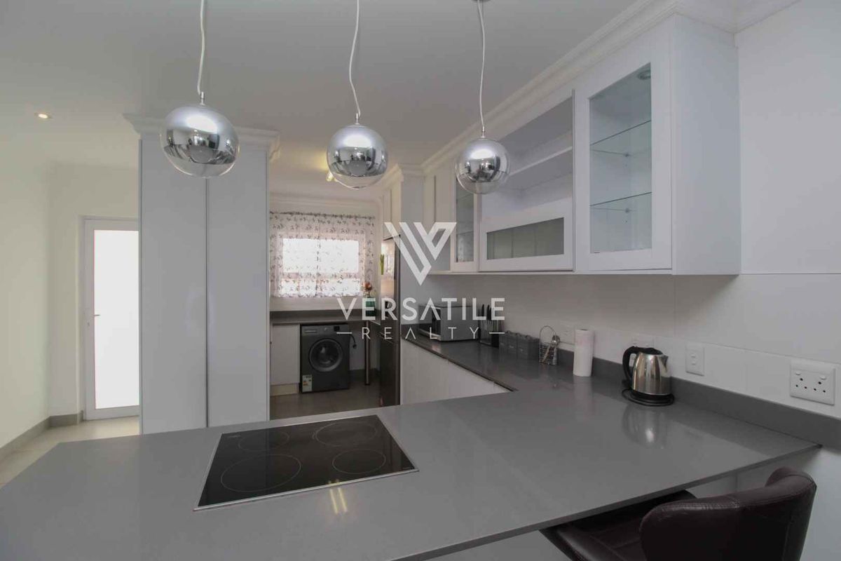 Apartment with Sea View - Photo 3