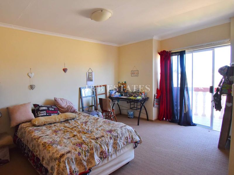 Double-Storey Family House - Photo 8