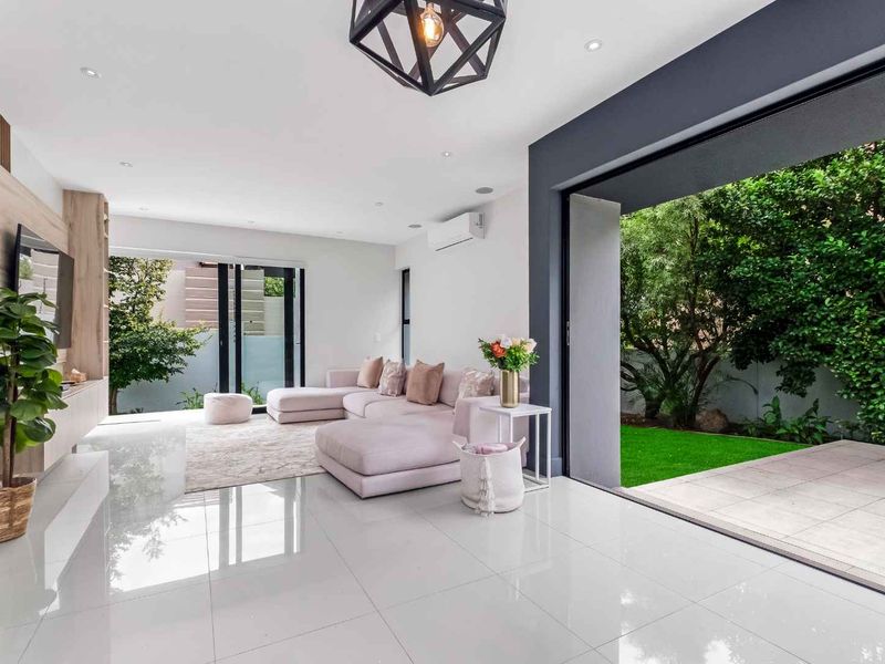 A STRIKING AND SOPHISTICATED MODERN CONTEMPORARY MASTERPIECE, IN A SOUGHT AFTER QUIET AND SERENE ESTATE - Photo 6