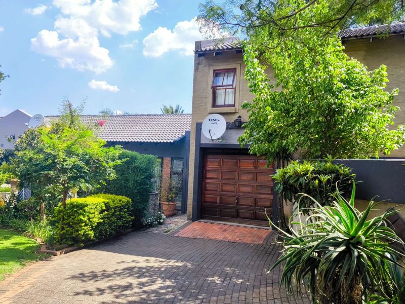 Investors Dream, with 2 Granny Flats! - Photo 2