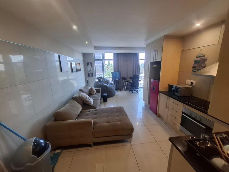 Unfurnished 1 bedroom Apartment in Sandton CBD - Photo 3