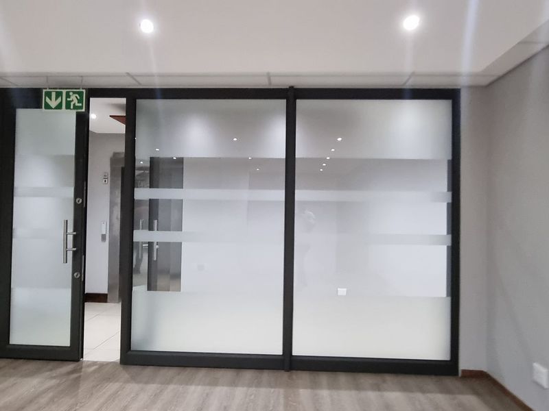1 190m2 Louwlardia Centurion Office To Let - Photo 5