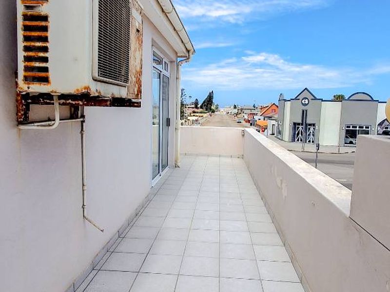 Spacious Apartment For Sale in Central Swakopmund - Photo 4