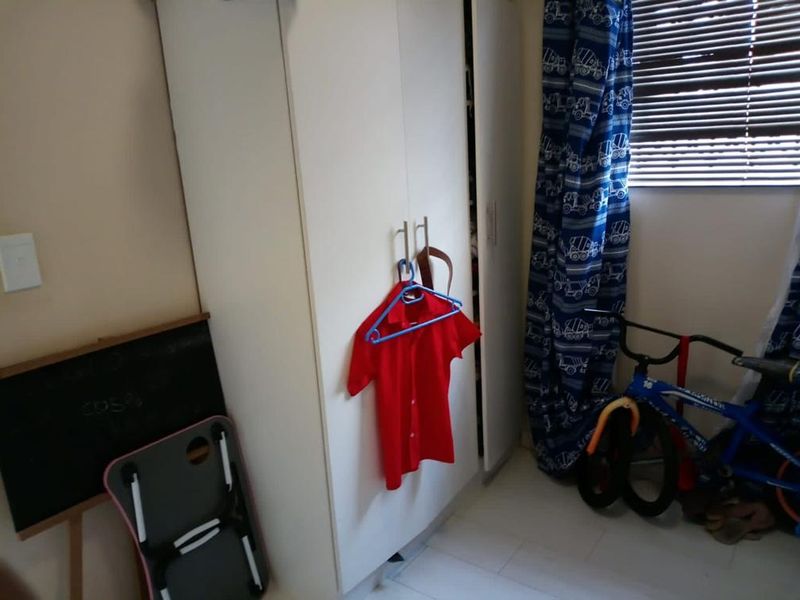 Riverside View Home - R 850 000! - Photo 8