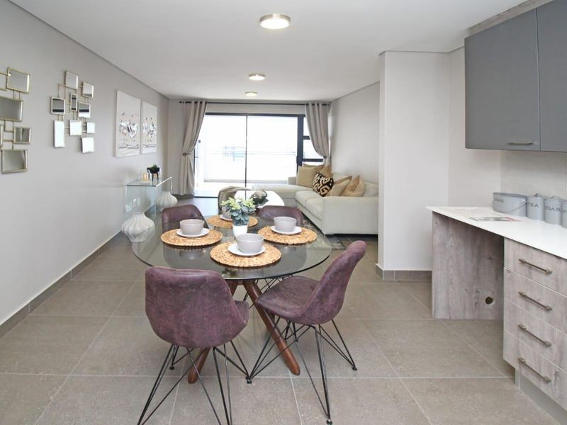 A  Modern 2 bedroom Apartment For Sale. - Photo 6