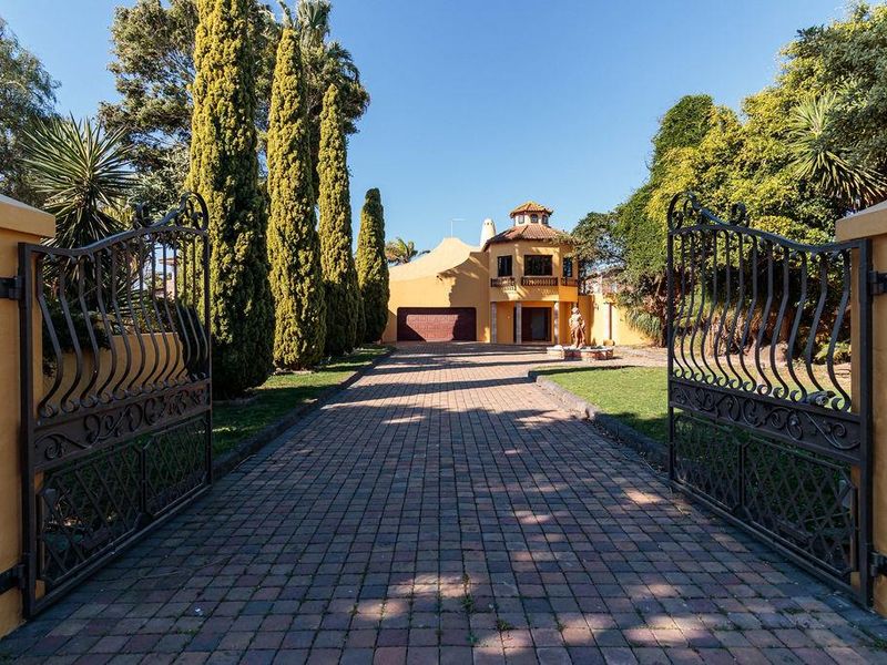 Executive Home for Sale Sunday’s River - Photo 10