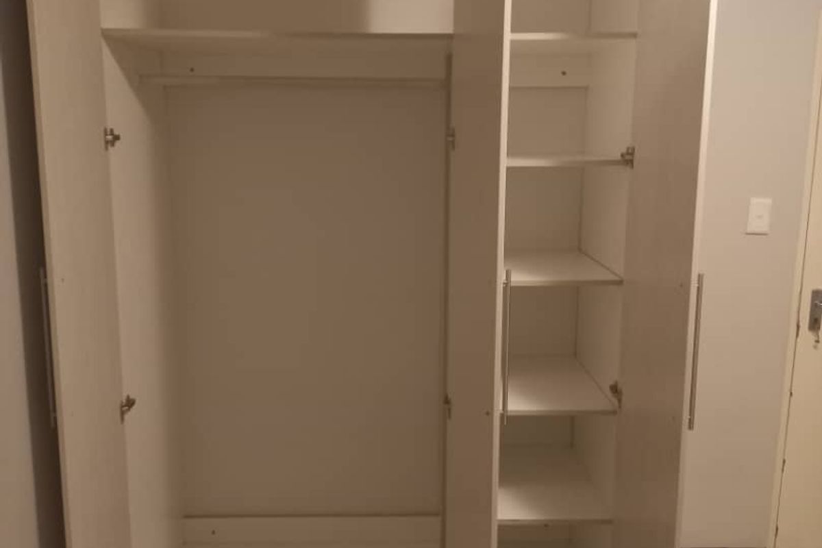 GROUND FLOOR 3 BEDROOM APARTMENT FOR SALE IN ELISENHEIM - Photo 5