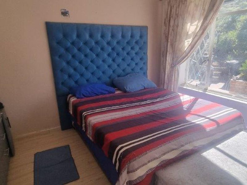 At one with Nature's tranquility. Lovely Location in Mondeor. - Photo 9