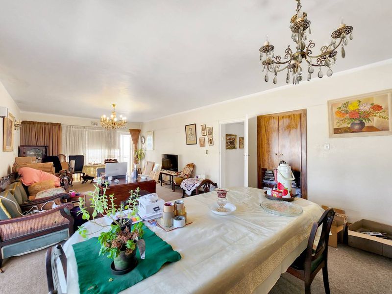 RENOVATOR’S DREAM! - Photo 9