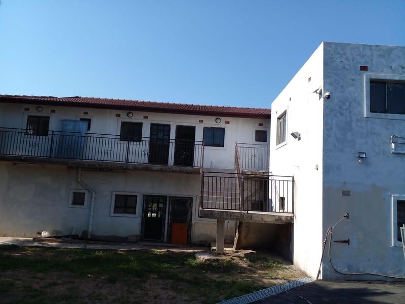 BUSINESS PREMISES FOR OFFICE - Photo 1