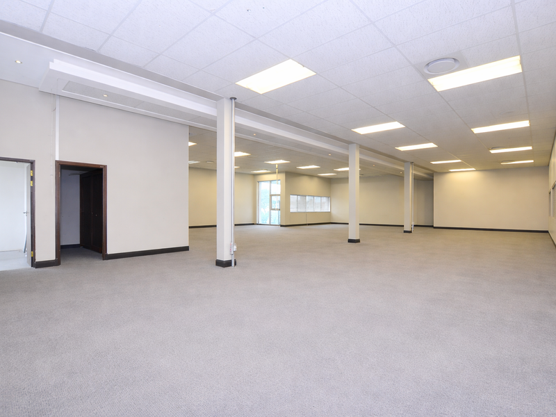Commercial Office Space available - TO LET in Dal Josafat - Photo 4
