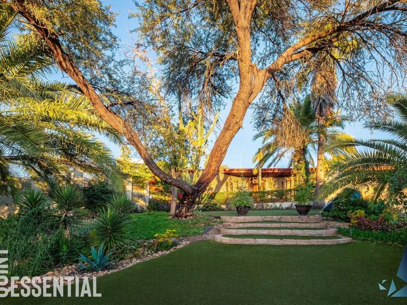 FOR SALE | KLEIN WINDHOEK - Photo 2