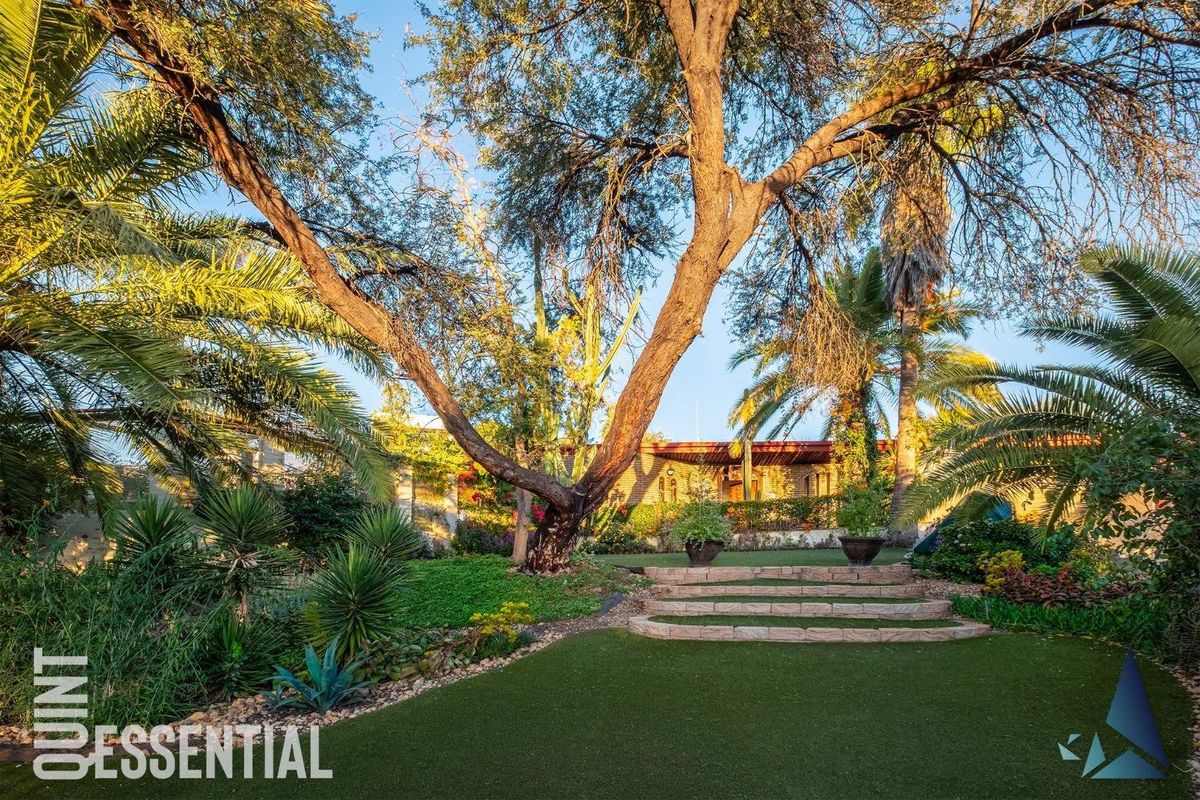 FOR SALE | KLEIN WINDHOEK - Photo 2