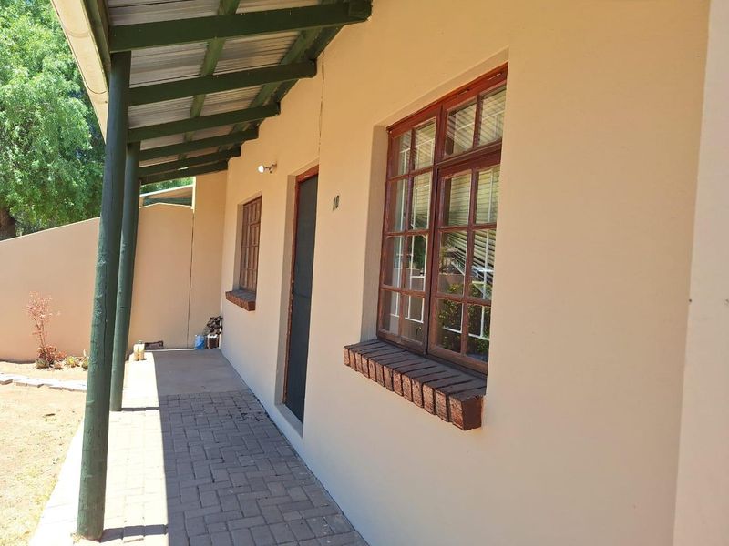 Fire the landlord! - Photo 3