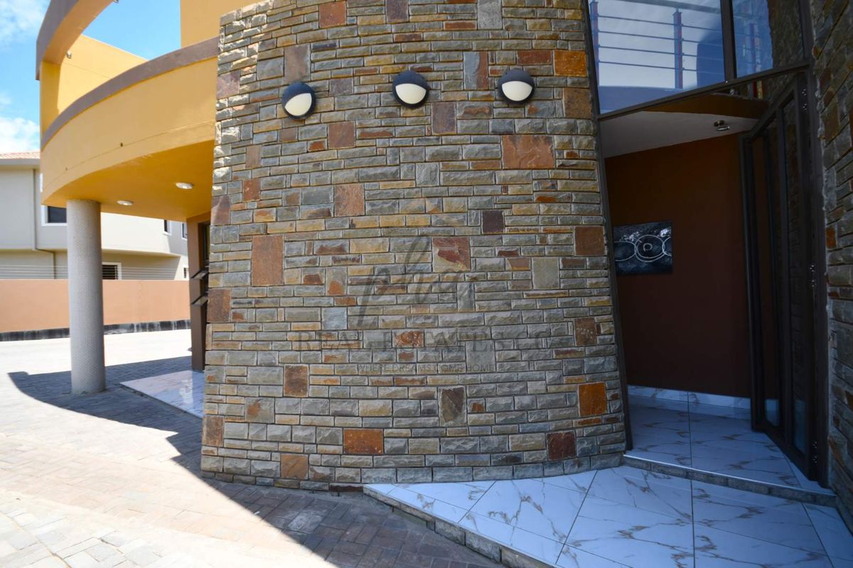 Exceptional Dual-Dwelling Opportunity in Swakopmund Hage Heights - Photo 3