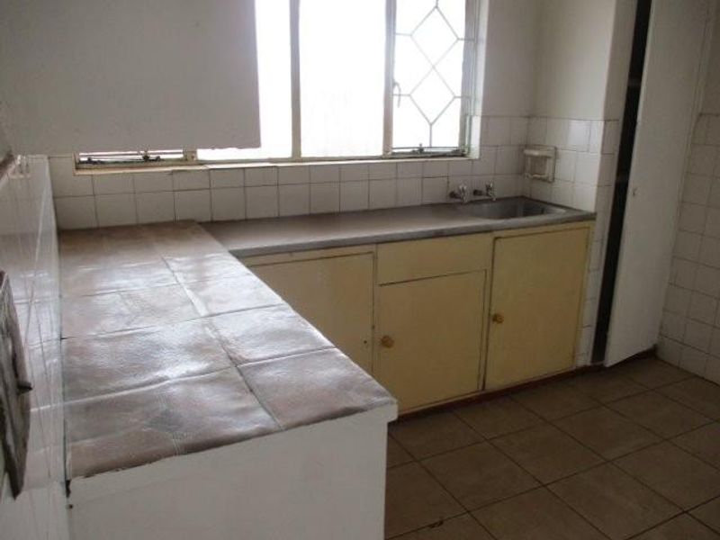 1.5 BEDROOM  AVAILABLE IN PRETORIA WEST : 1 AUGUST 2026 (TWO UNITS AVAILABLE). - Photo 5
