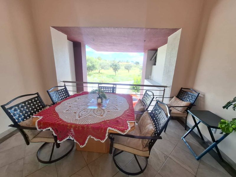 Massive home - Photo 10