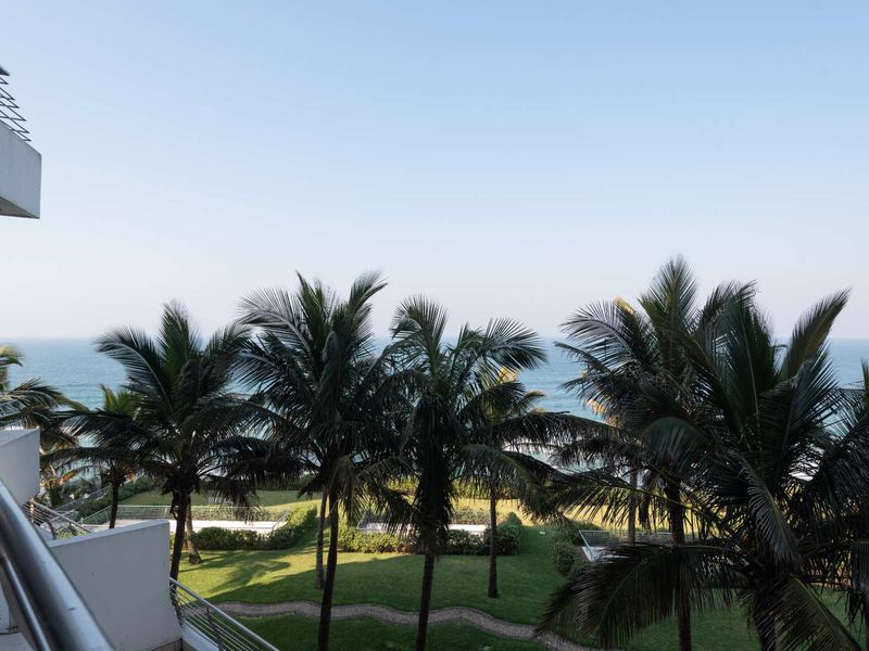 2 BEDROOM | 2.5 BATHROOM APARTMENT - Photo 2