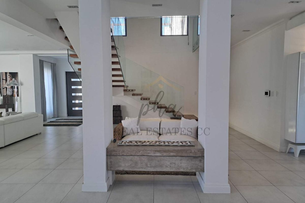 Stylish 5 bedroom home with indoor pool for sale in prime area in Walvis Bay selling for N$10.5 mil - Photo 4