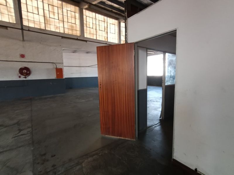 WAREHOUSE TO LET – IVY PARK, PINETOWN 617m2 | SUPERLINK ACCESS - Photo 3