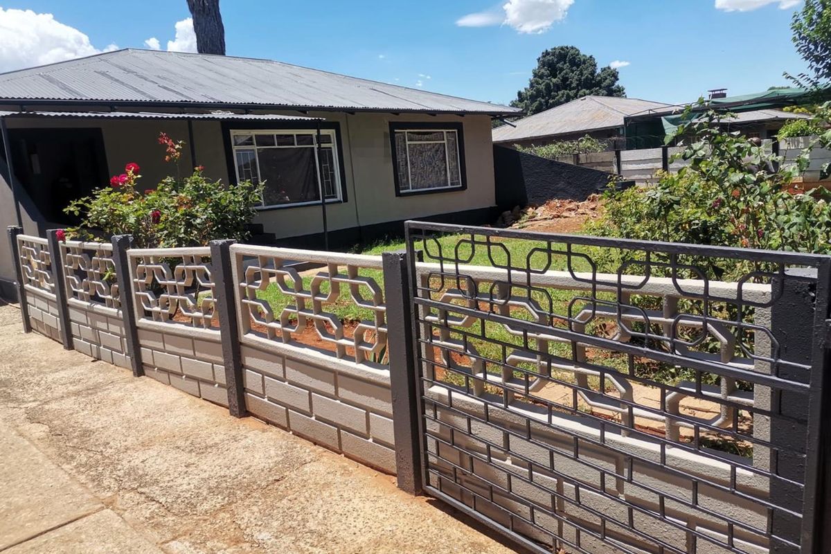 3 Bedroom House For Sale in Vanderbijlpark CW1 - Photo 2