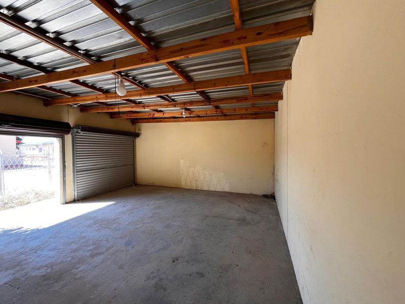 For Sale: 3 -Bedroom House In Outapi - Photo 3