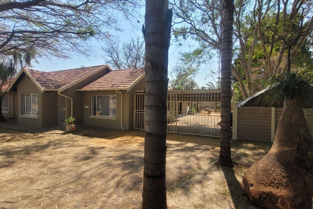 Modern family home - Photo 5