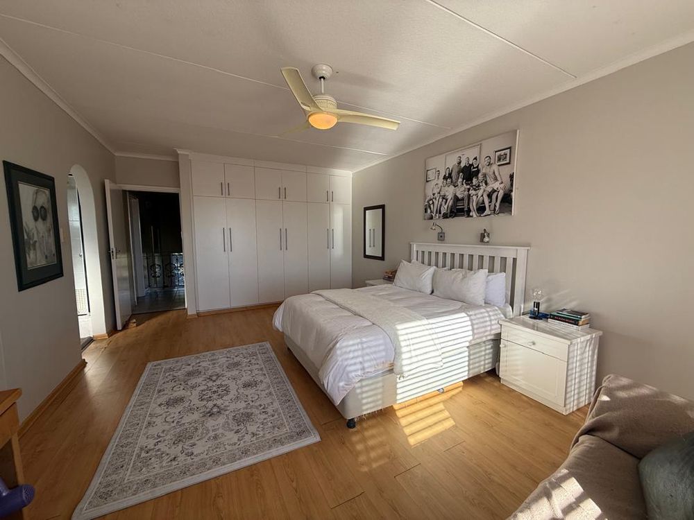 Main en-suite bedroom