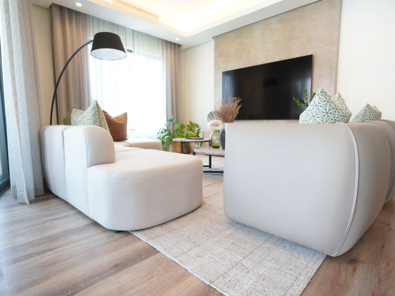 Luxury Fully Furnished 2-Bedroom Apartment - Photo 7