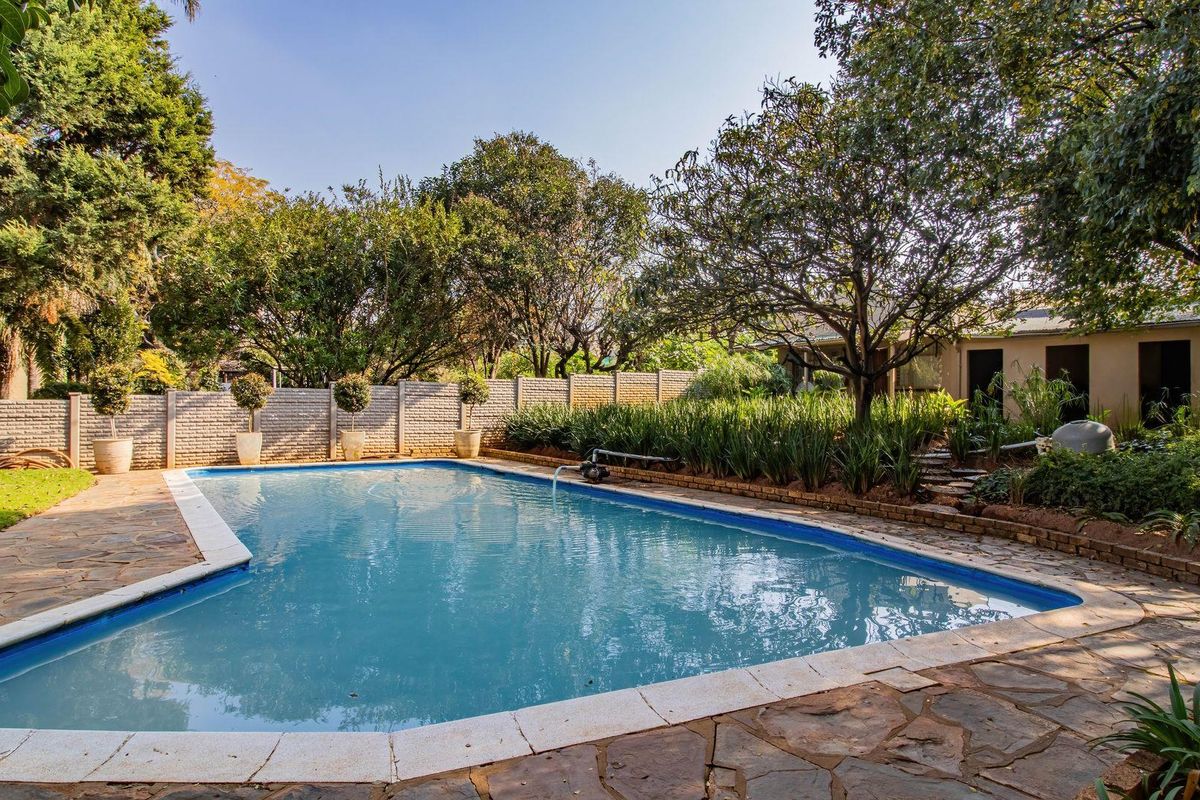 Where Family Comfort & Guest House Dreams Come Together - Photo 5