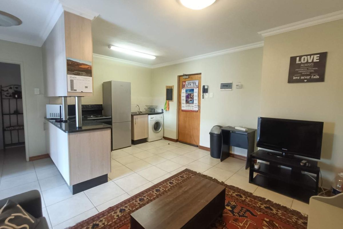 THIS FULLY FURNISHED APARTMENT IS FOR SALE IN HILLCREST!!! - Photo 4