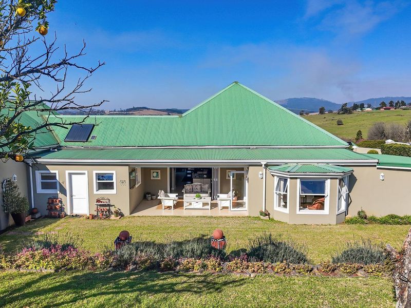 4 Bedroom Family Home with Farmland Views in Broadacres Estate, Howick - Photo 8