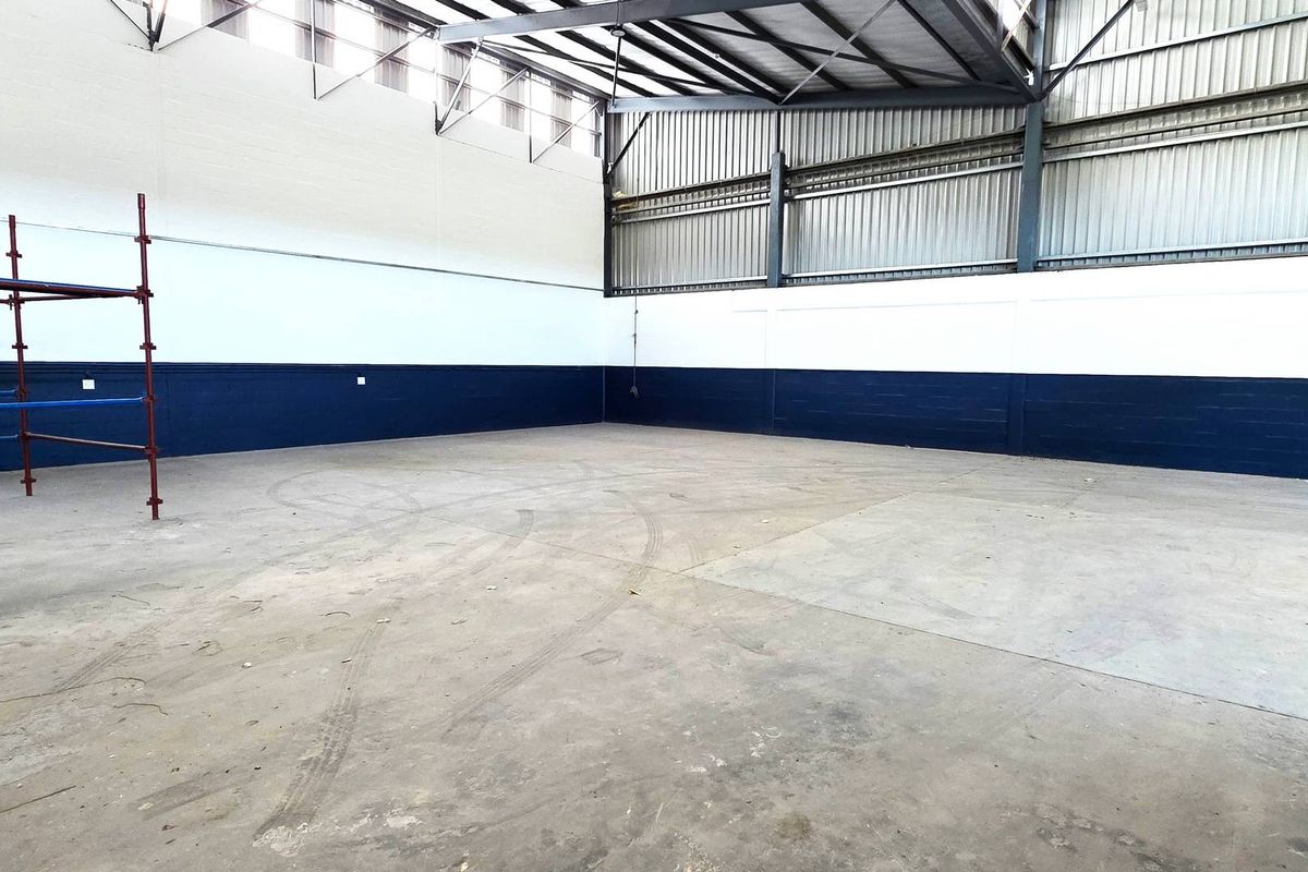 Brand New Warehouse in Retreat - Photo 4