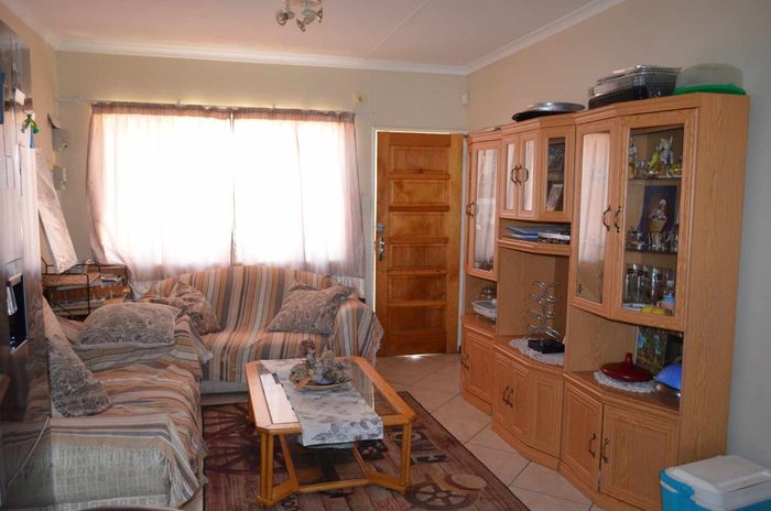 Property #2375300, Townhouse For Sale in Rocky Crest