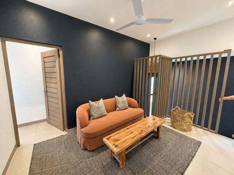 Modern Duplex with Private Garden and Swimming Pool - Photo 9