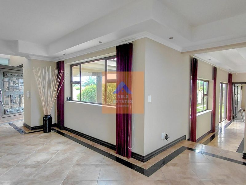 Furnished Home to Rent in Vogelstrand, Swakopmund - Photo 2