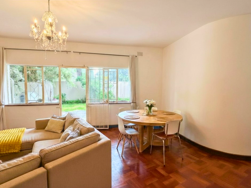 Charming Ground Floor Apartment in Melrose Gardens - Photo 5