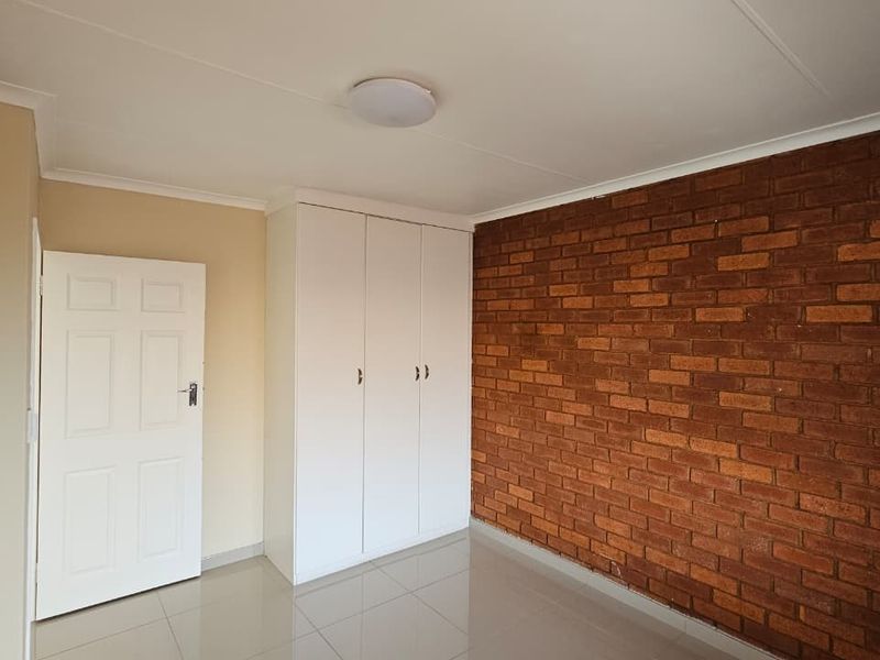 Apartment For Sale in Florentia, Alberton - Photo 9