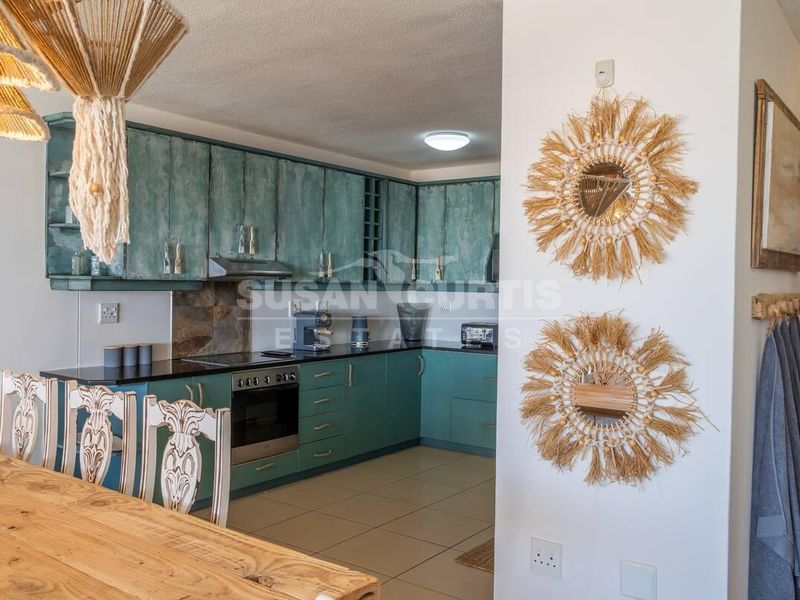 Fully Furnished Seafront townhouse - Photo 3