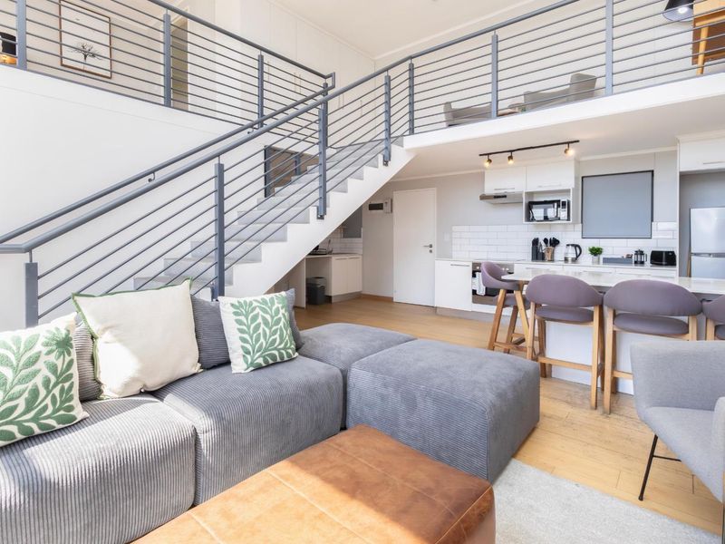 Fully Furnished 2 Bedroom Apartment For Sale in Woodstock - Photo 9