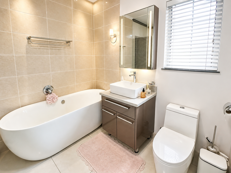 Spacious Luxury Living at Walford Estate | 2 Bed, 2 Bath First-Floor Apartment - Photo 8