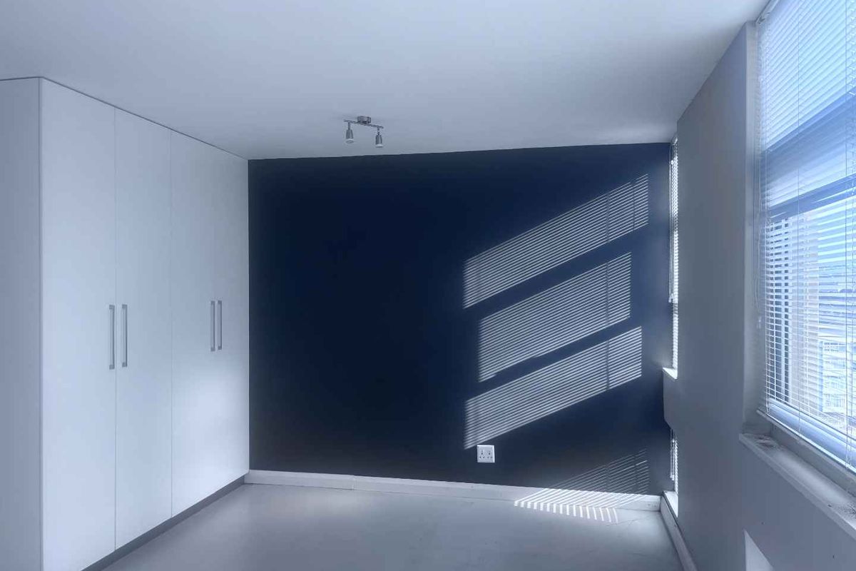 The Beaches Bachelor Apartment - Photo 2