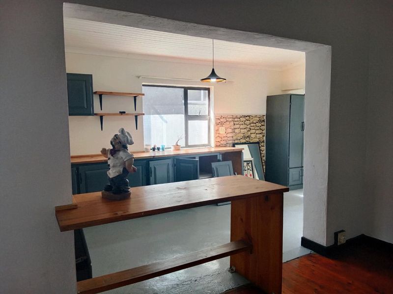 Charming 3 Bedroom Family Home-Prime Norwood Location - Photo 3