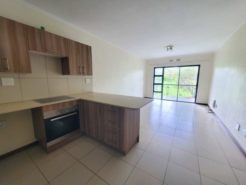 Stunning 2-Bedroom First-Floor unit with Golf course views - Photo 7
