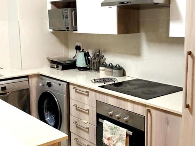 Spacious living at its best ! - Photo 4