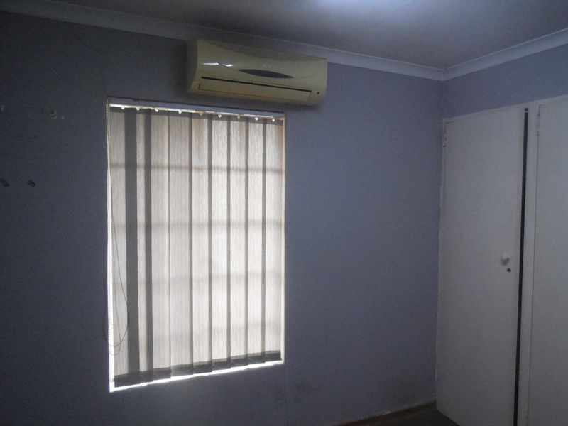 PRIME OFFICE SPACE IN JACQUELINE DRIVE. - Photo 5