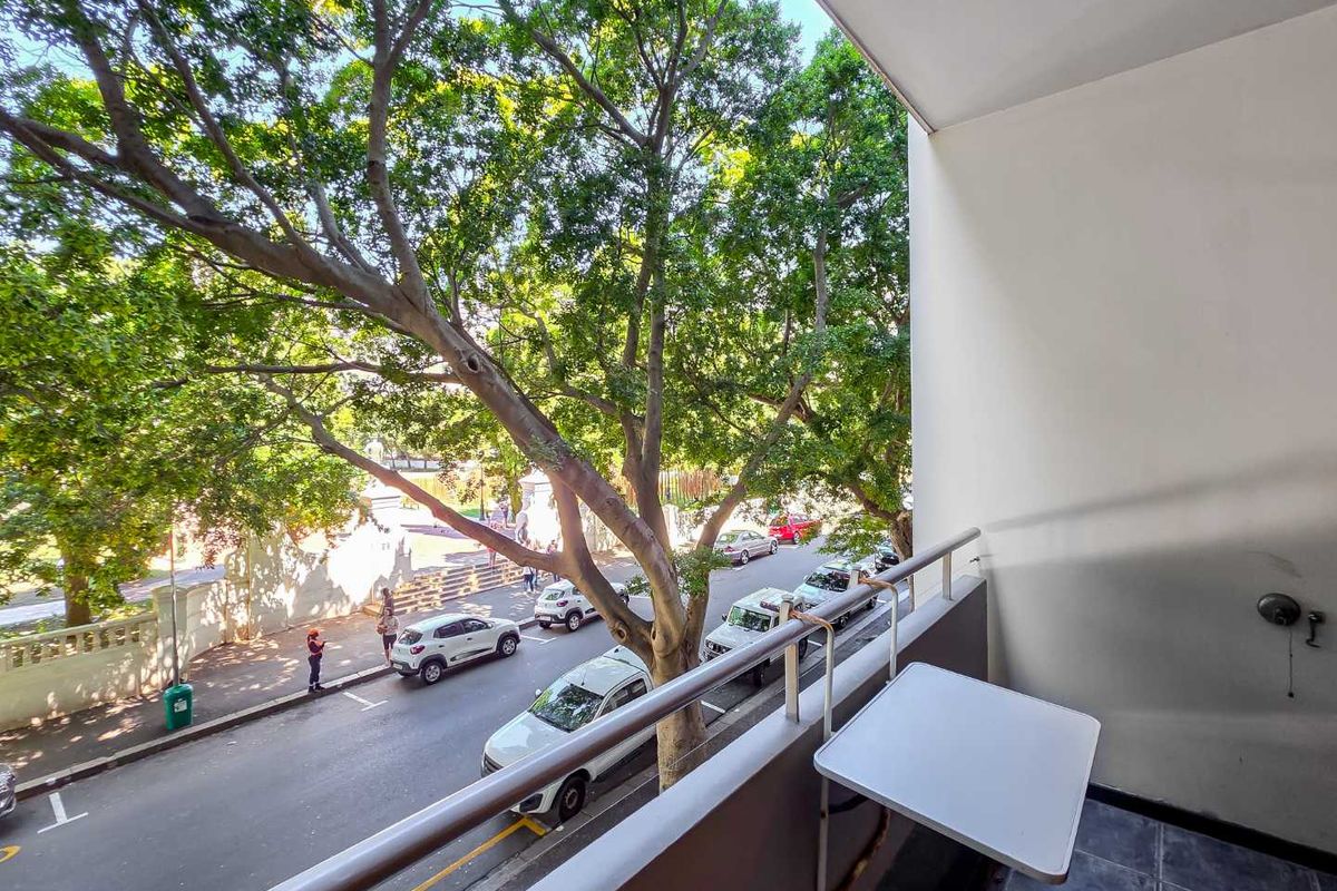 Charming Studio Apartment in St Martini Gardens - Photo 4