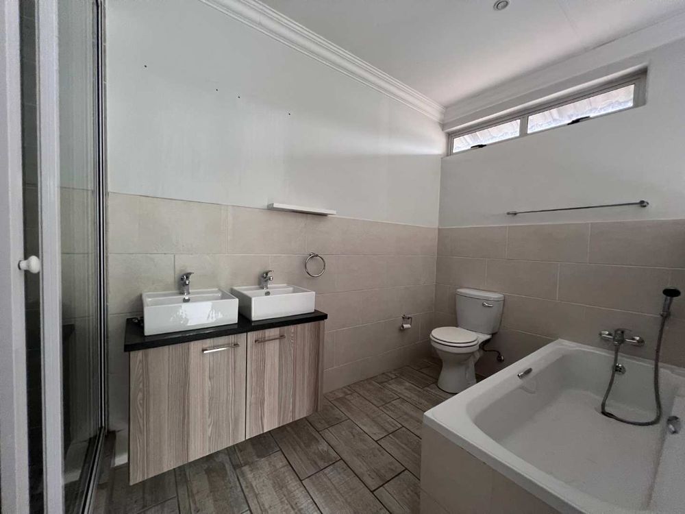 Full en-suite with his-hers basins